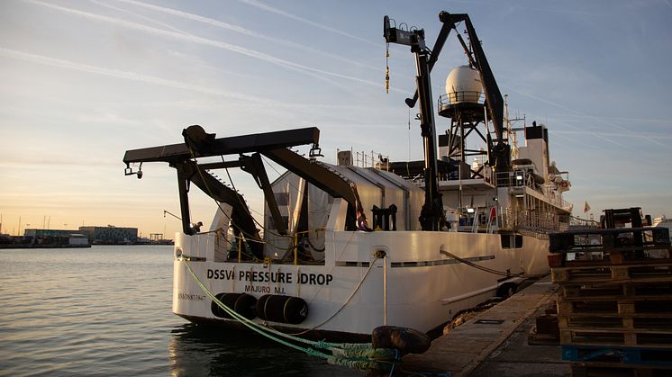 Hi-res image - Inmarsat - Nekton research vessel Pressure Drop in Barcelona
