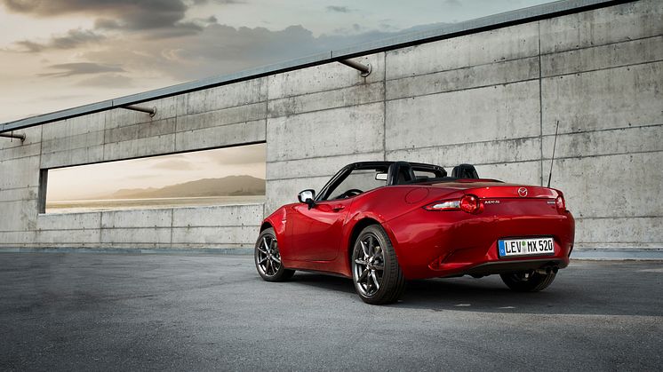Mazda MX-5 uppdateras  – med fokus på mer körglädje och säkerhet