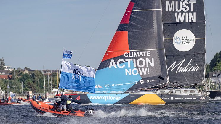 Kiel.Sailing.City  bietet ein anspruchsvolles Segelrevier und zu Veranstaltungen  stets tausende Fans entlang der Ufer an der Kieler Förde 