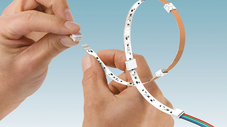 Compact Plug Connectors for Rigid and Flexible LED PCBs