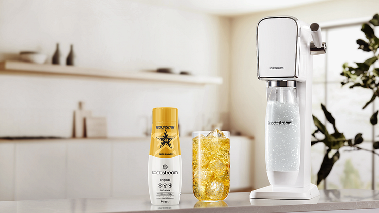 SodaStream lanserar Rockstar, ny smaksättare för bubblande energidryck