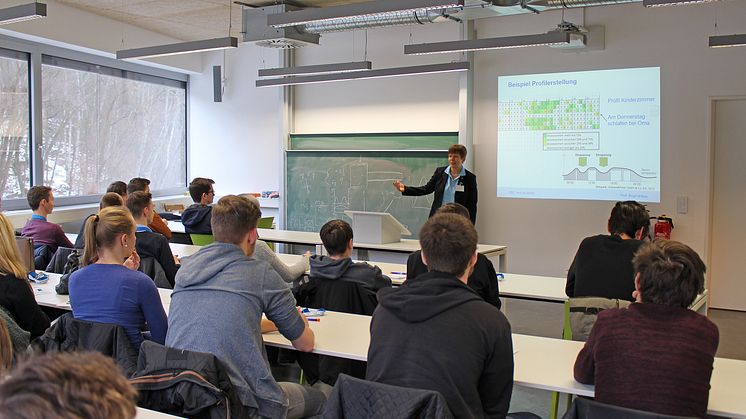 Mehr als 300 Schülerinnen und Schüler beim 6. Fachtag Informatik am 24. Januar 2017 an der Technischen Hochschule Wildau