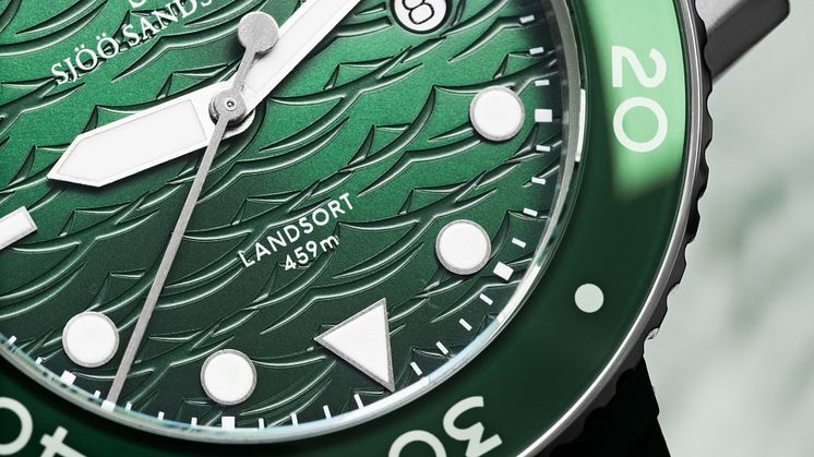 Landsort D4 Green close-up