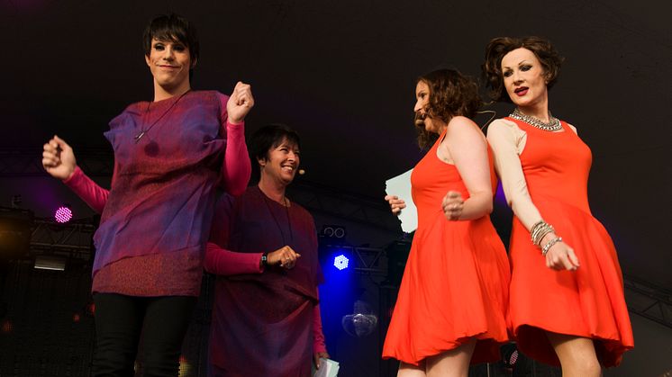 Stockholm Pride 2012 är nu officiellt invigt!