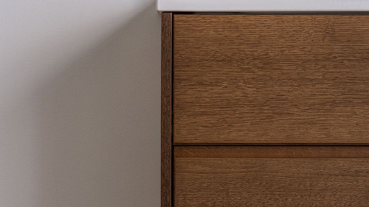 INR-badrumstrender-Grand-Grip-140-Dark-Oak-05