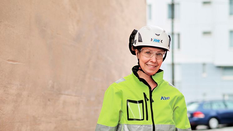 ARE_employee_2