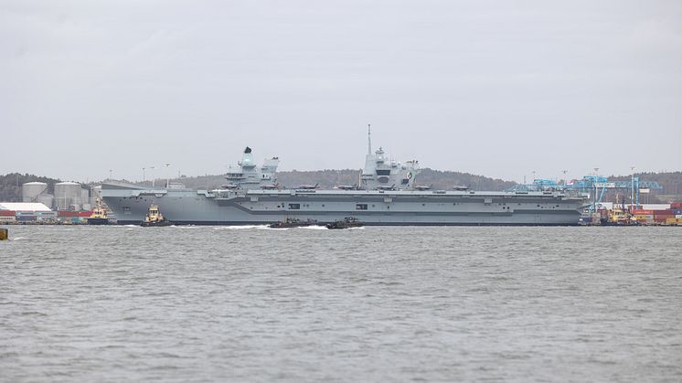 HMS Queen Elizabeth på plats i Göteborgs hamn. Bild: Göteborgs Hamn AB.