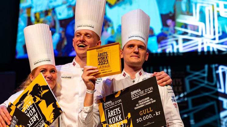 Vinnerlaget: Coach Lisbeth Wollum Størvold, commis Leon Haarberg Nilsen og Håvard Werkland. Foto: Oclin AS / Nordic Food Life