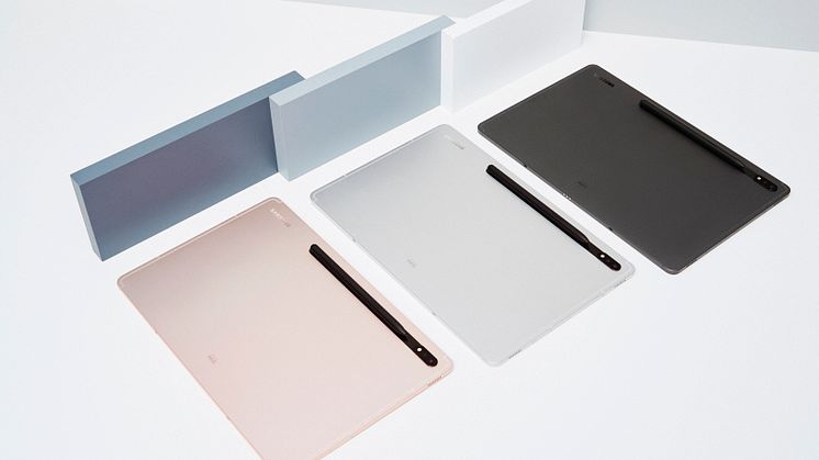 1-012_Family_Tab S8__Graphite_Tab S8__Silver_Tab S8__Pink Gold_HI.jpg
