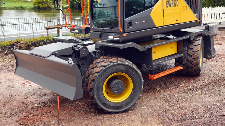Volvo EWR170 hjulgrävare - fyrhjulsstyrning (krabbstyrning)