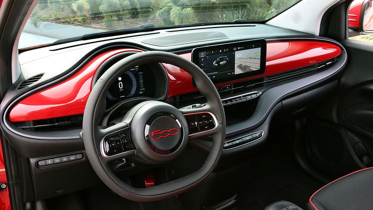28_New Fiat 500 (RED)
