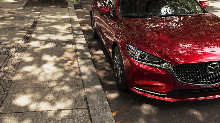 Mazda avslöjar nya Mazda6 på L.A. Auto Show