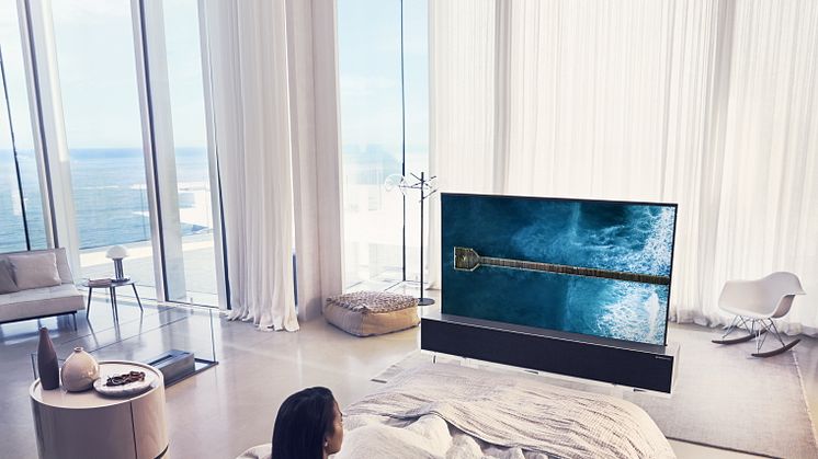 LG SIGNATURE OLED TV R (modell 65R9)