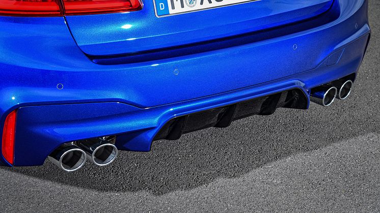 HELT NYA BMW M5