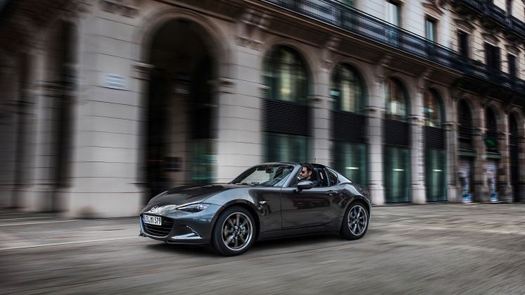 2017_MX5_RF_Machine Grey Metallic