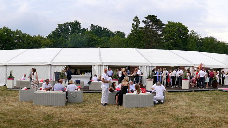 Benefiz-Veranstaltung: 3. Bärenherz Sommernacht bringt  19.000 Euro für Kinderhospiz (Impressionen)