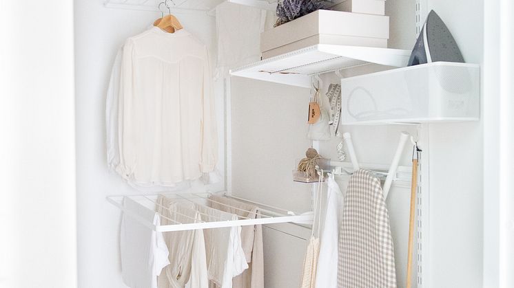 Elfa_Laundry_Cleaning_Interior_Click-in_system_Classic_2022_11_3