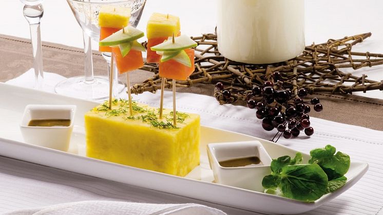 brochetas-de-salmon-noruego-ahumado
