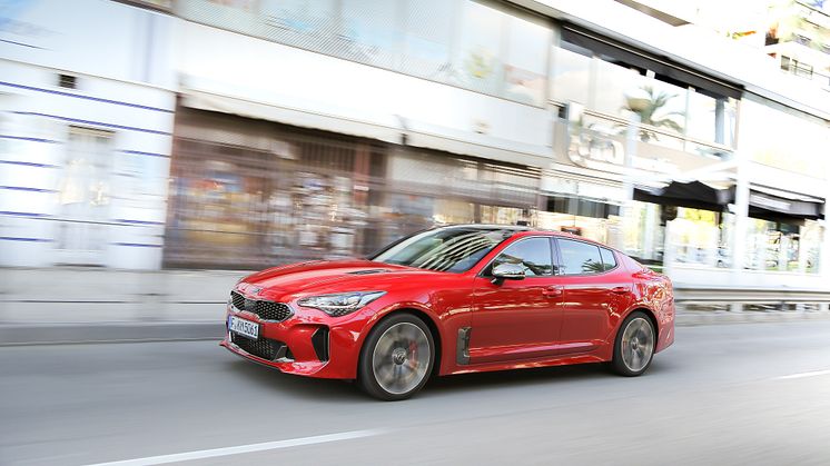 Ny KIA Stinger er klar til at revolutionere den måde, danskerne opfatter brand’et og føre KIA ind i en ny tidsalder