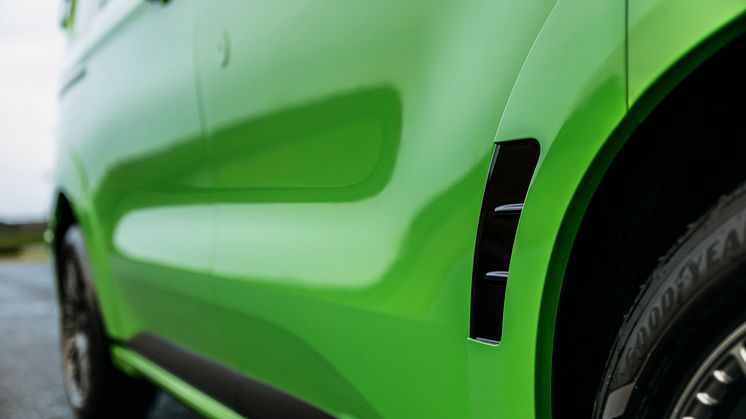 TRANSIT_CUSTOM_MS-RT_EXTERIOR_DETAIL_03
