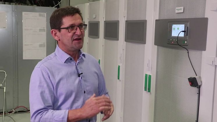 Galaxy VX - UPS til store datacentre