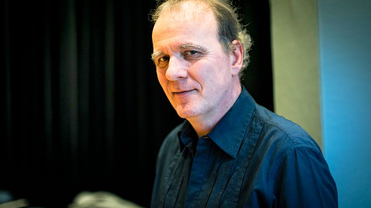 01-Gerard Watkins-regissör