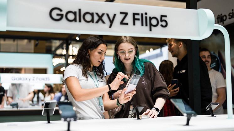 Säljstart för Samsungs nya Galaxy Z Flip5, Galaxy Z Fold5, Galaxy Watch6-serie och Galaxy Tab S9-serie
