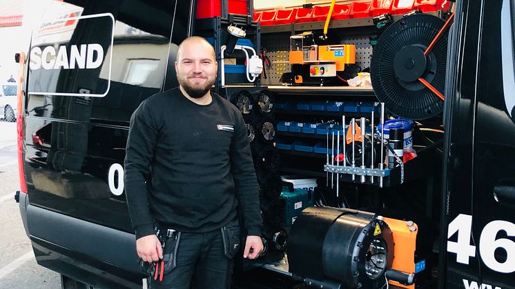 Hydroscands servicetekniker, Anton Thorsell.