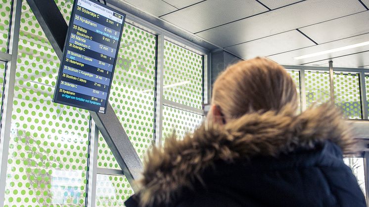 Obehöriga i spår - en utmaning för en punktlig pendeltågstrafik