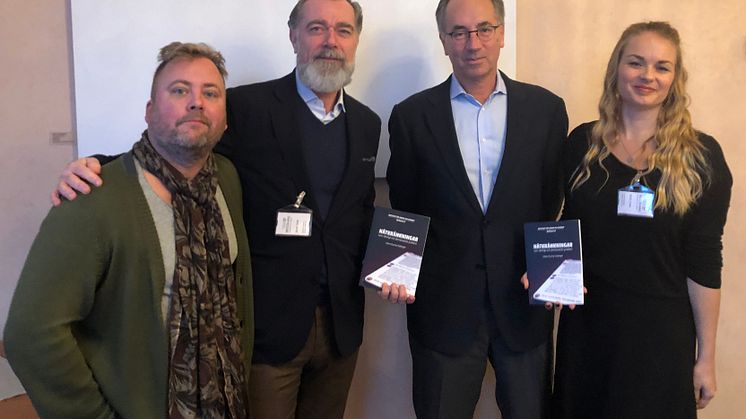 Mårten Schultz, PA Prabert, HG Axberger och Ängla Eklund vid lanseringen av rapporten ”Nätkränkningar som rättsligt och demokratiskt problem”.  