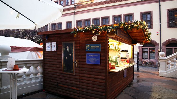 Leipziger Weihnachtsmarkt - Lotterbude vor der Alten Börse