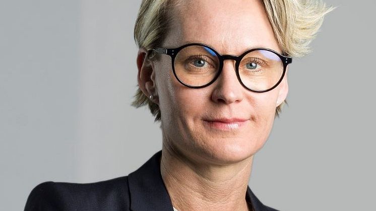 Tina Engström, Ida Infront