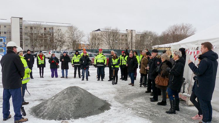 Första spadtaget för BRF Solgläntan 