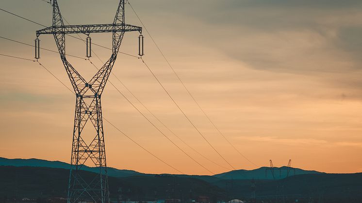 Globale energipriser faller, men europeiske priser holder seg