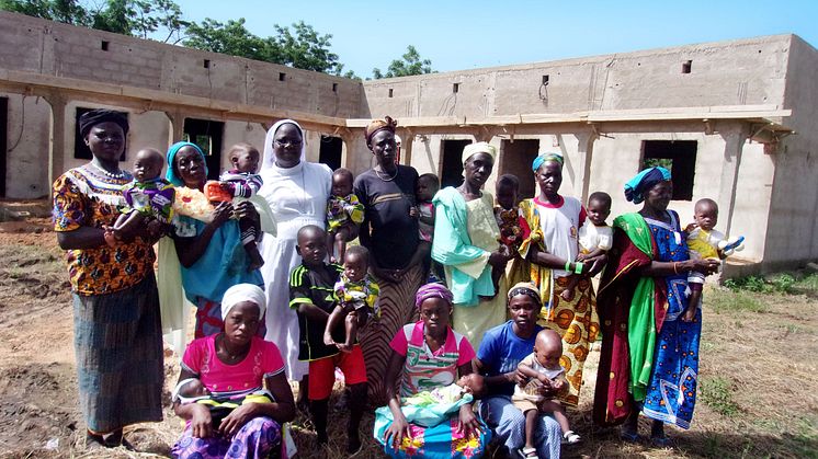 Kümmern sich um notleidende Kinder in Burkina Faso: die Ordensschwestern "Unserer Lieben Frau von den Aposteln". Bild: Starke Kinder e.V.