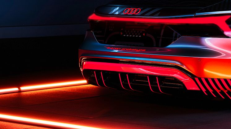 Audi e-tron GT concept (camouflage)