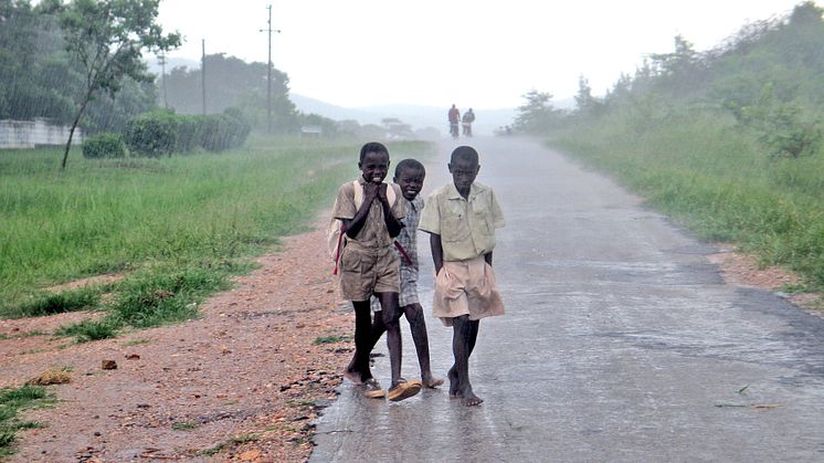 Zimbabwes regering tvingar SOS-Barnbyar sluta med matdistribution