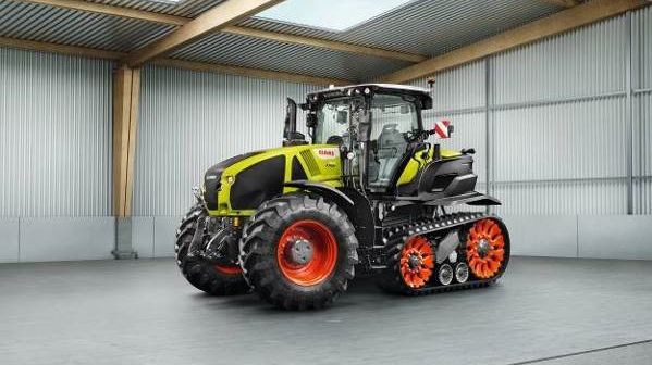 2019 AXION TERRA TRAC goes into series production