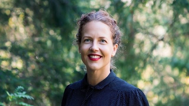 Anna Sundström Lindmark, författare.