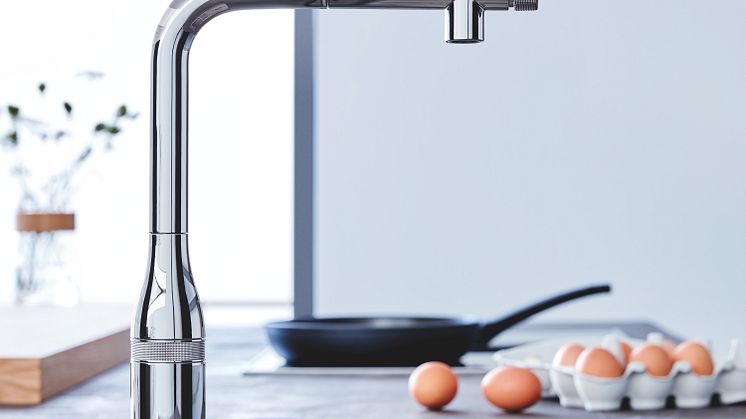 Essence SmartControl_31615000_vejl.pris 7.326DKK