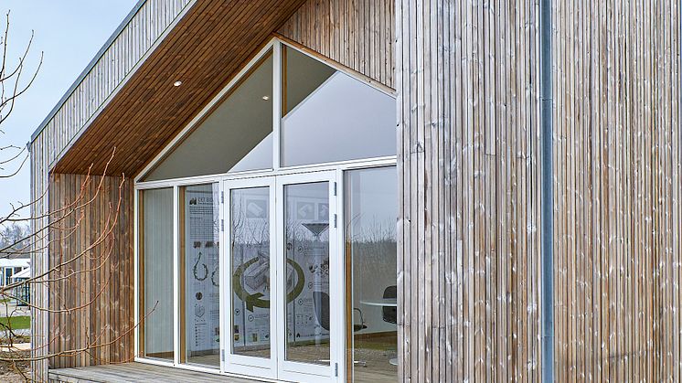 Das biologische Haus mit Kebony Fassade