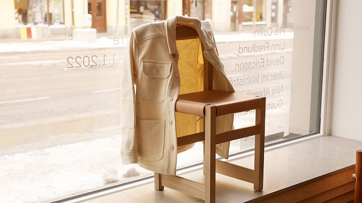 The Findor 100% Wool Field Jacket and Chair V.DE.01