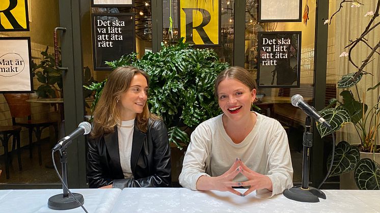 Klara Guthe Peterson och Elizabeth von Hanno Brockfield från Reformaten.