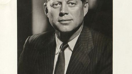 John F. Kennedy. Vurdering: 10.000-15.000 kr. 
