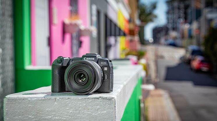 Træd ind det kreative EOS R univers - Canon lancerer det kompakte full frame kamera EOS RP