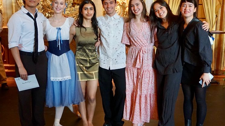 Stipendiater från Svenska Balettskolan i Göteborg. Från vänster Maxx Bran Pizarro, Betty Svensson (inbjuden för dansuppvisning) Dalina Bagheri, Marcus Jaakkola Landin, Miranda Benramdane Fält, Laura Persson, Carla Mardones Ekberg