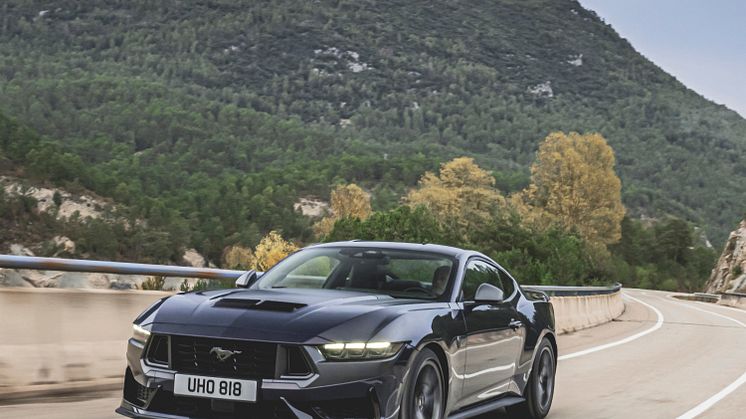 2024 FORD MUSTANG DARK HORSE (5)