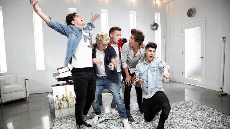 One Direction presenterar 1D Day den 23 november