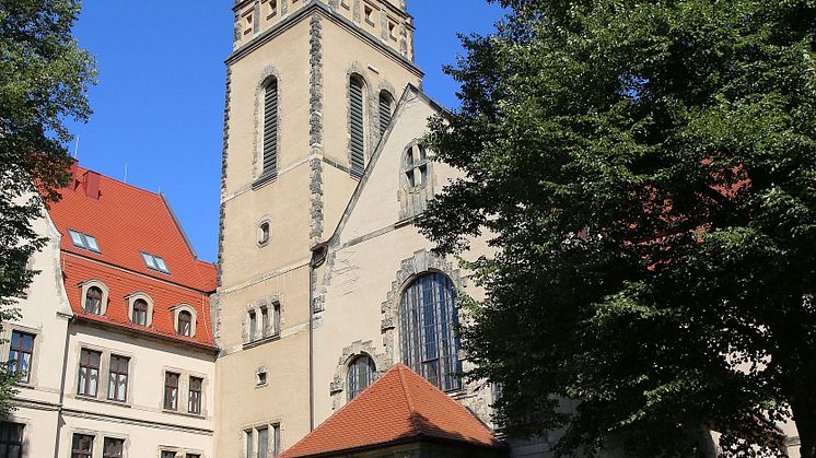 Integrationshotel Philippus - Außenansicht - Kirche