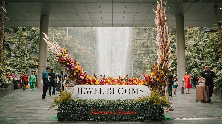 A 10-day festival with floral displays, a floral competition for aspiring young florists, flea market and free workshops. 